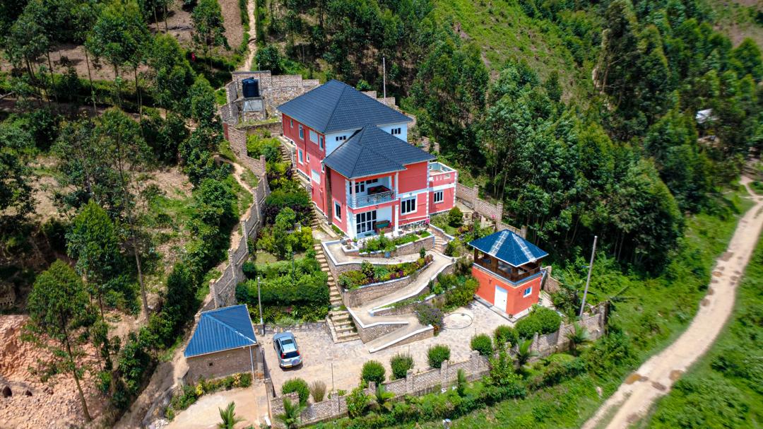 Entire Grand Palace Safari Lodge